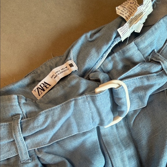 Zara women’s soft denim Light Blue Cargo Pants with Belt - Picture 3 of 5